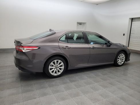 Used 2019 Toyota Camry LE FWD image 10