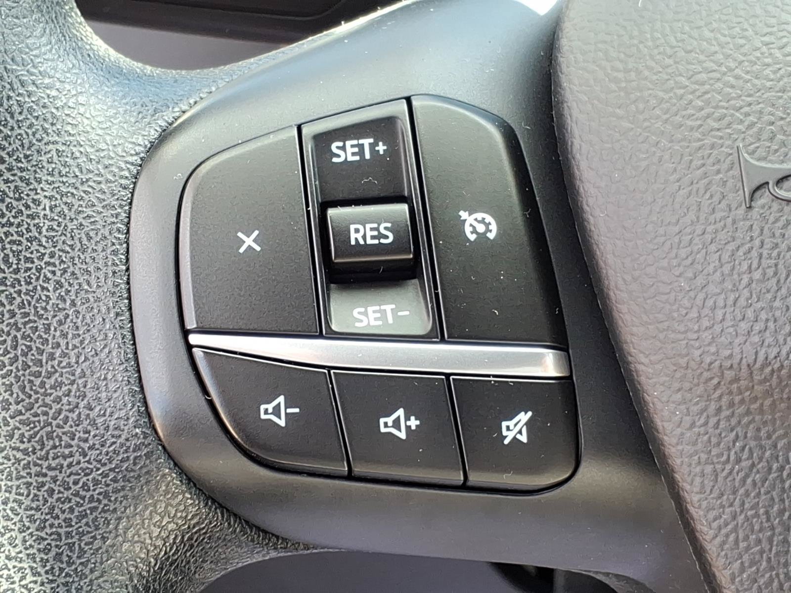 Used 2020 Ford Escape SE AWD/4WD image 23