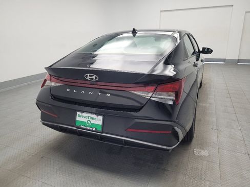 Used 2024 Hyundai Elantra SEL FWD image 7