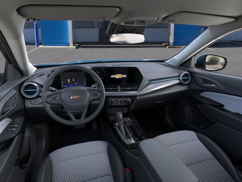 New 2026 Chevrolet Trax LT FWD image 39