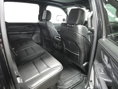Used 2019 RAM 1500 Limited AWD/4WD image 18