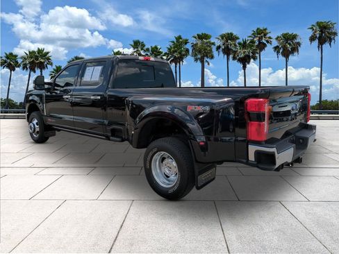 Used 2023 Ford F350 Lariat w/ Lariat Ultimate Package AWD/4WD image 5