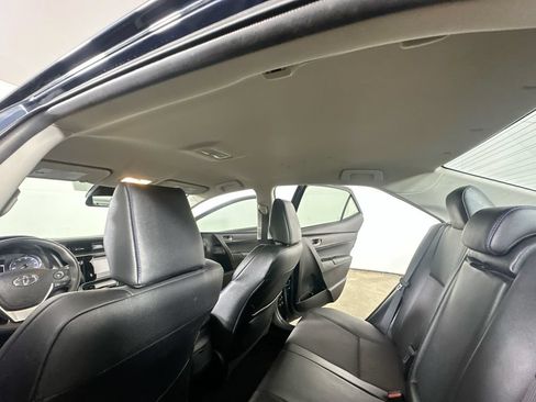 Used 2017 Toyota Corolla SE FWD image 12