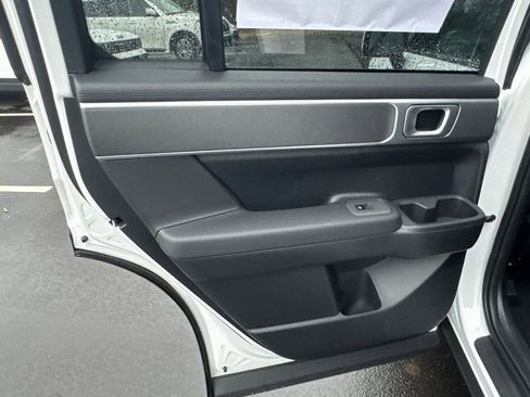 New 2026 Hyundai Santa Fe SE image 11