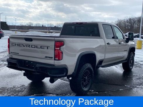Used 2026 Chevrolet Silverado 2500 ZR2 w/ LPO, Dark Essentials Package image 3