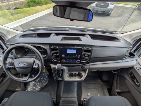 Used 2025 Ford Transit 250 Low Roof w/ Exterior Upgrade Package RWD image 20