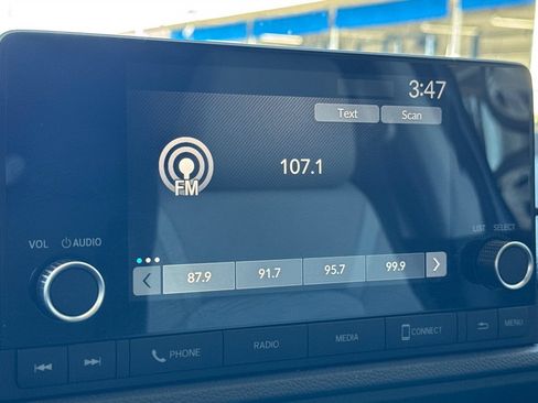 Used 2023 Honda CR-V EX image 18