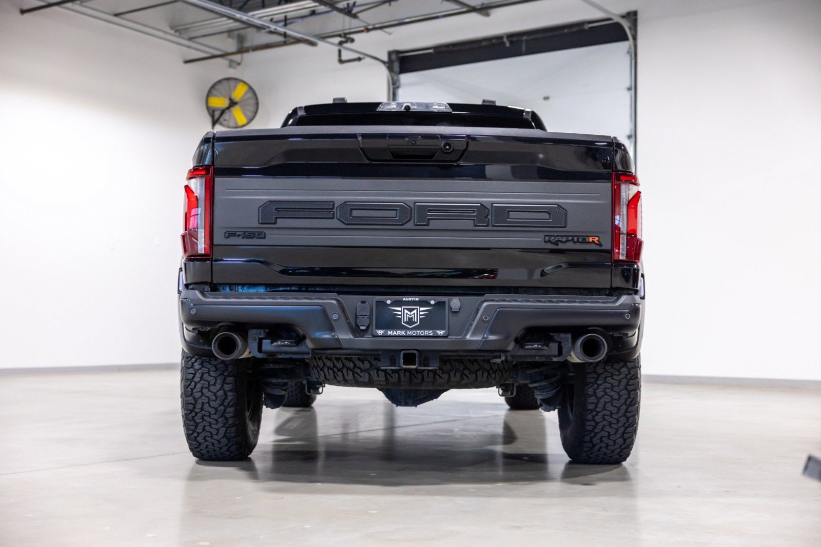 Used 2025 Ford F150 Raptor w/ Equipment Group 803A Raptor R AWD/4WD image 5