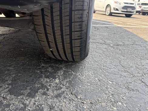 Used 2019 Honda Pilot LX image 10