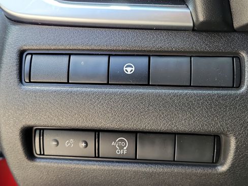 Certified 2023 Nissan Rogue SV FWD image 27