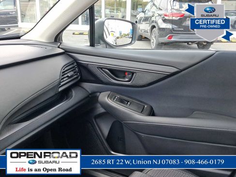 Used 2025 Subaru Outback AWD/4WD image 16