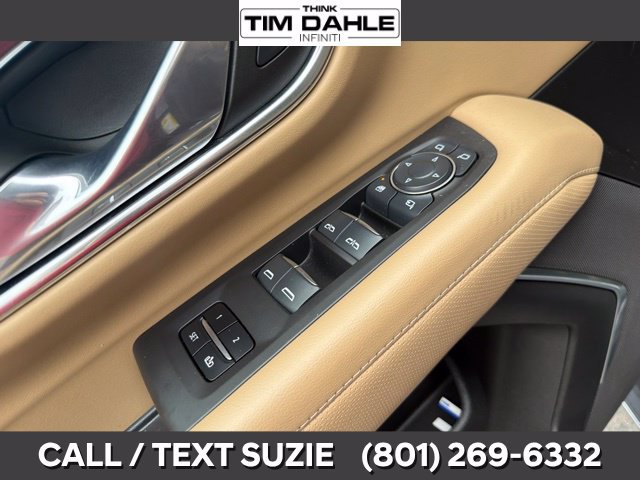 Used 2024 Chevrolet Tahoe Premier AWD/4WD image 13