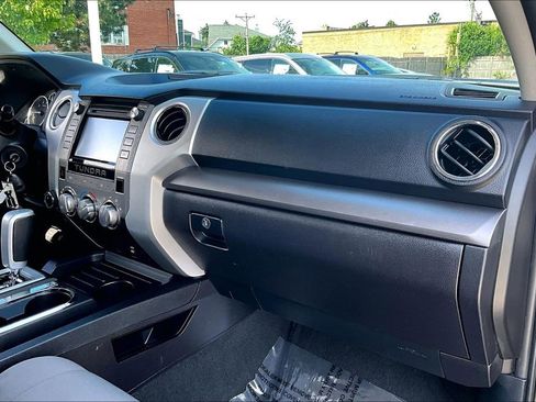Used 2016 Toyota Tundra SR5 w/ SR5 Upgrade Package AWD/4WD image 23
