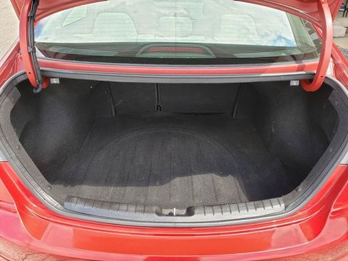 Used 2018 Hyundai Elantra SEL FWD image 5