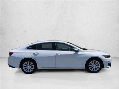 Used 2023 Chevrolet Malibu LT FWD image 4