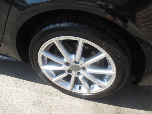Used 2016 Audi A4 2.0T Premium w/ Convenience Plus Package AWD/4WD image 17