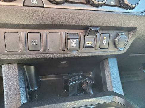 Used 2023 Toyota Tacoma TRD Off-Road AWD/4WD image 25