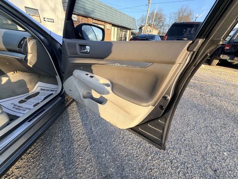 Used 2013 INFINITI G37 x Sedan w/ Premium Pkg image 11