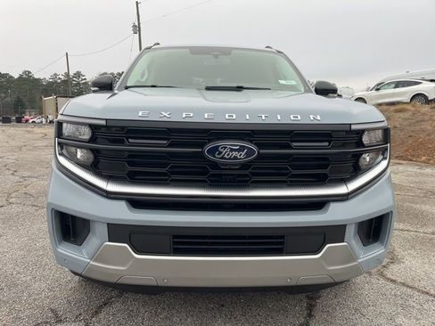 New 2026 Ford Expedition Platinum w/ Platinum Ultimate Package image 2