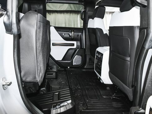 Used 2024 GMC Hummer EV 3X image 51