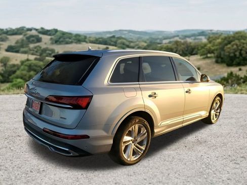 Used 2024 Audi Q7 3.0T Premium Plus AWD/4WD image 9