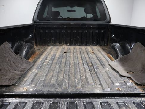 Used 2004 Ford F150 XLT image 14