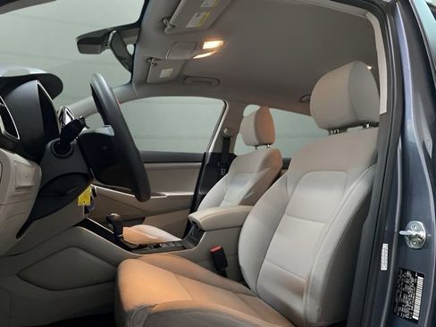 Used 2021 Hyundai Tucson SE image 17