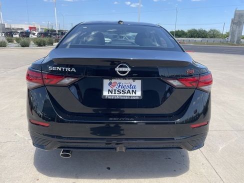 New 2025 Nissan Sentra SR image 4
