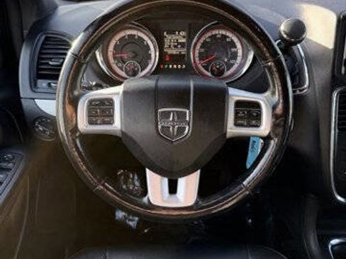 Used 2017 Dodge Grand Caravan GT image 14