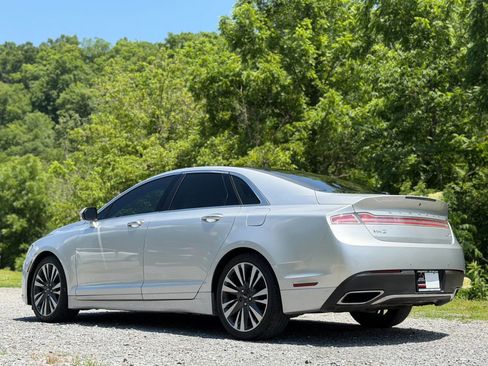 Used 2017 Lincoln MKZ Reserve w/ Climate Package AWD/4WD image 4