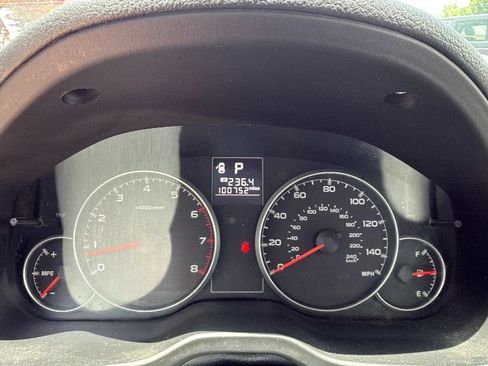 Used 2014 Subaru Legacy 2.5i Premium AWD/4WD image 15