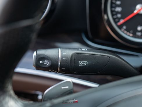 Used 2018 Mercedes-Benz E 300 4MATIC w/ AMG Line Exterior image 28