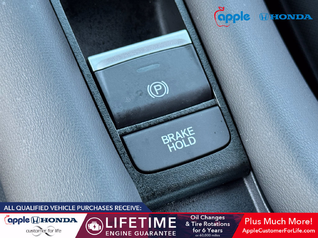 Used 2025 Honda HR-V Sport image 27