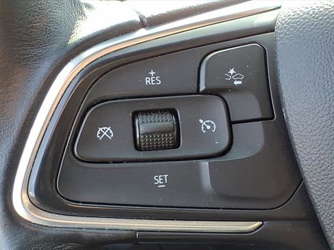 Used 2022 Buick Encore GX Preferred w/ Cold Weather Comfort Package image 17