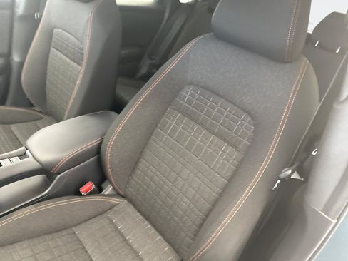 Used 2024 Honda HR-V Sport image 10