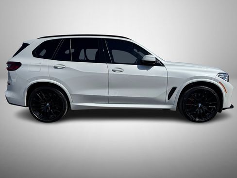 Used 2022 BMW X5 M50i w/ Executive Package image 6