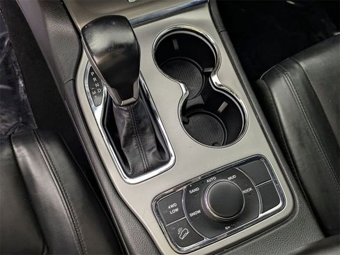 Certified 2021 Jeep Grand Cherokee Limited image 15