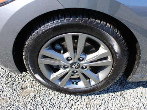 Used 2018 Hyundai Elantra Value Edition image 27