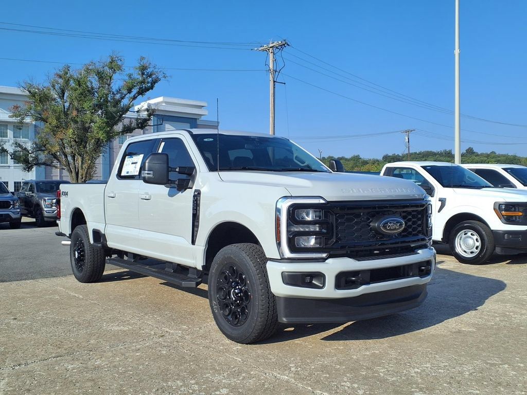 New 2026 Ford F250 XLT w/ XLT Premium Package AWD/4WD image 1
