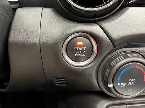 New 2025 MAZDA MX-5 Miata Club image 20