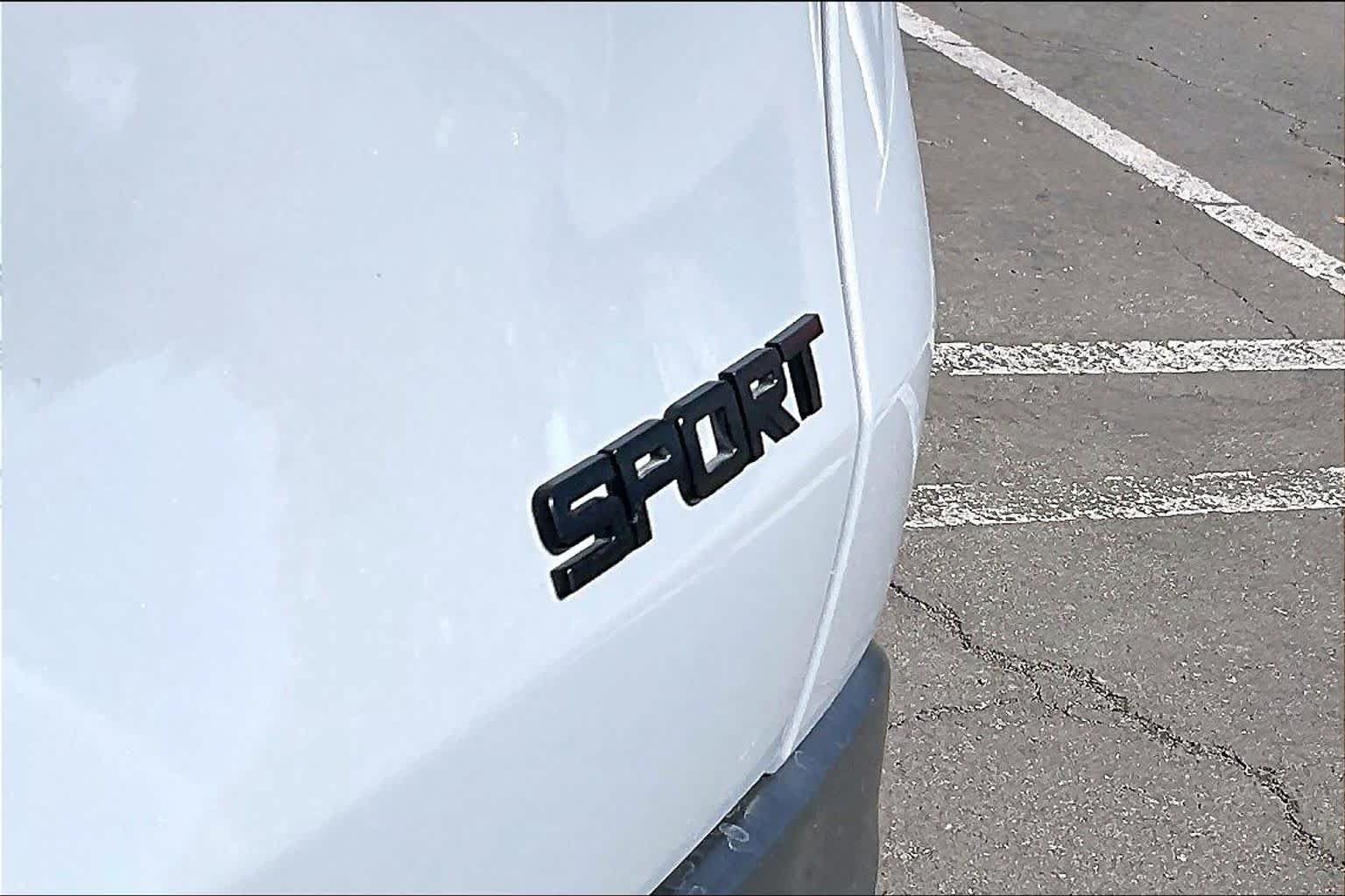 Used 2024 Honda HR-V Sport image 9