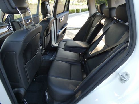 Used 2015 Mercedes-Benz GLK 350 2WD image 39