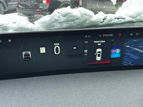 New 2025 Ford Expedition Active image 14