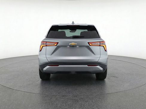 Used 2025 Chevrolet Equinox LT FWD image 7