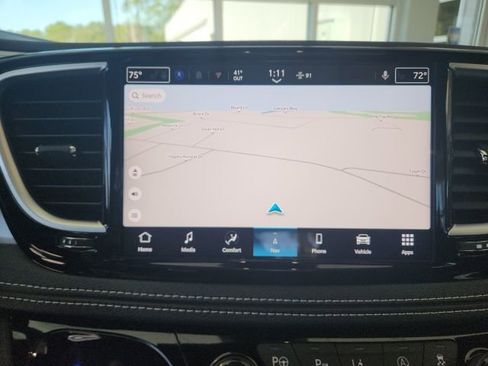 New 2025 Chrysler Pacifica Limited image 37