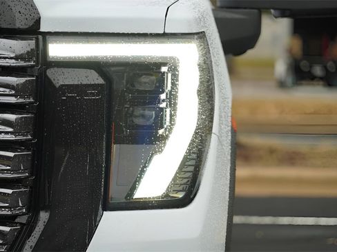 New 2026 GMC Sierra 2500 Denali Ultimate w/ Max Trailering Package image 2