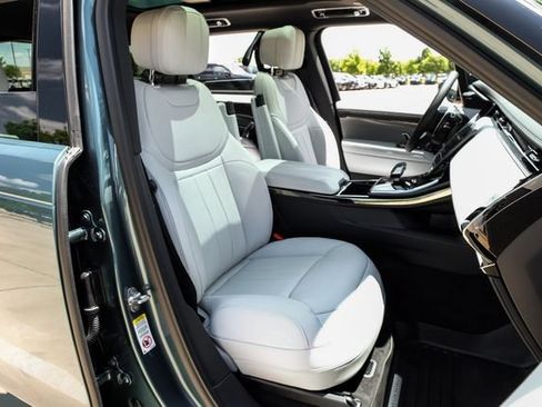New 2026 Land Rover Range Rover Sport SE AWD/4WD image 41