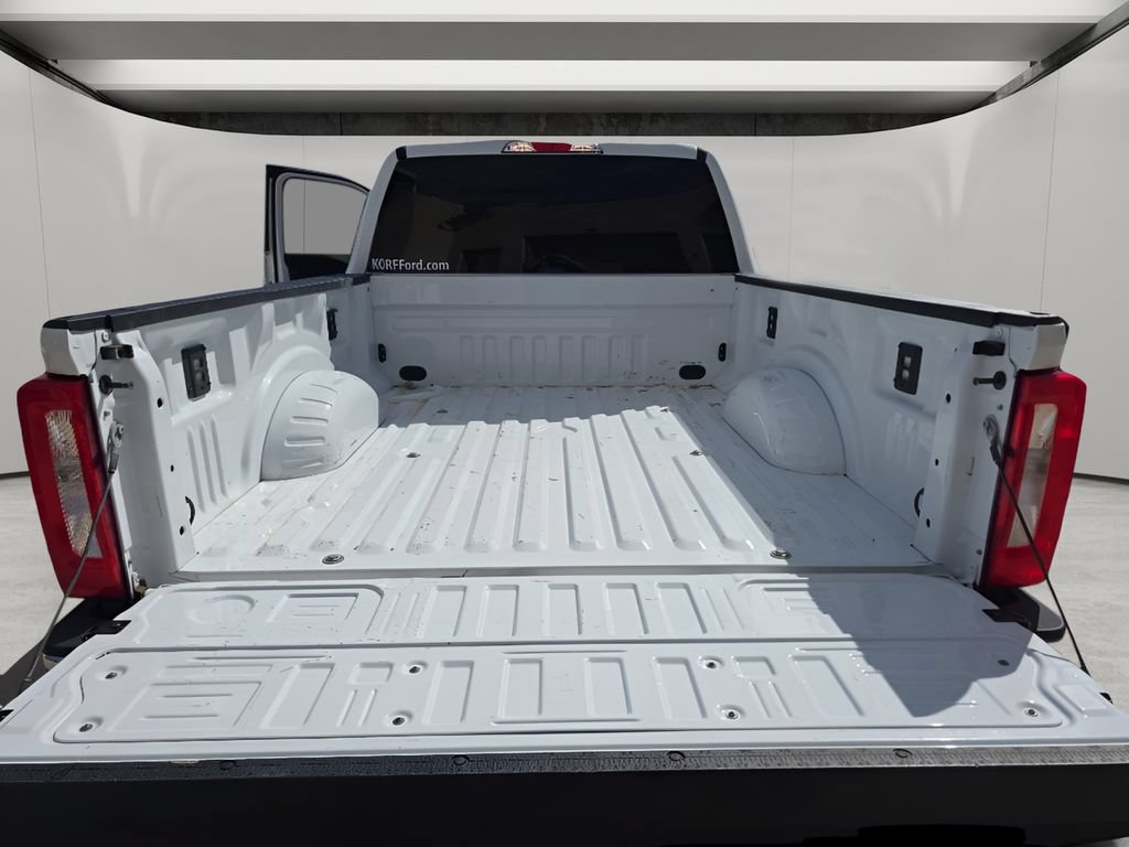 Used 2024 Ford F250 XLT AWD/4WD image 32