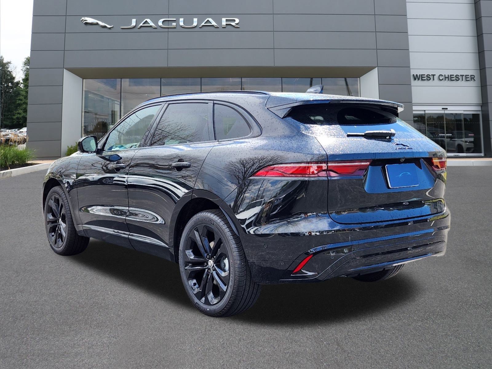 Used 2025 Jaguar F-PACE R-Dynamic S AWD/4WD image 3
