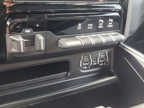 Used 2020 RAM 1500 Big Horn image 28